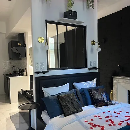 Amour Sauvage-Love Room****, Centre-Historique Avignon Buitenkant foto