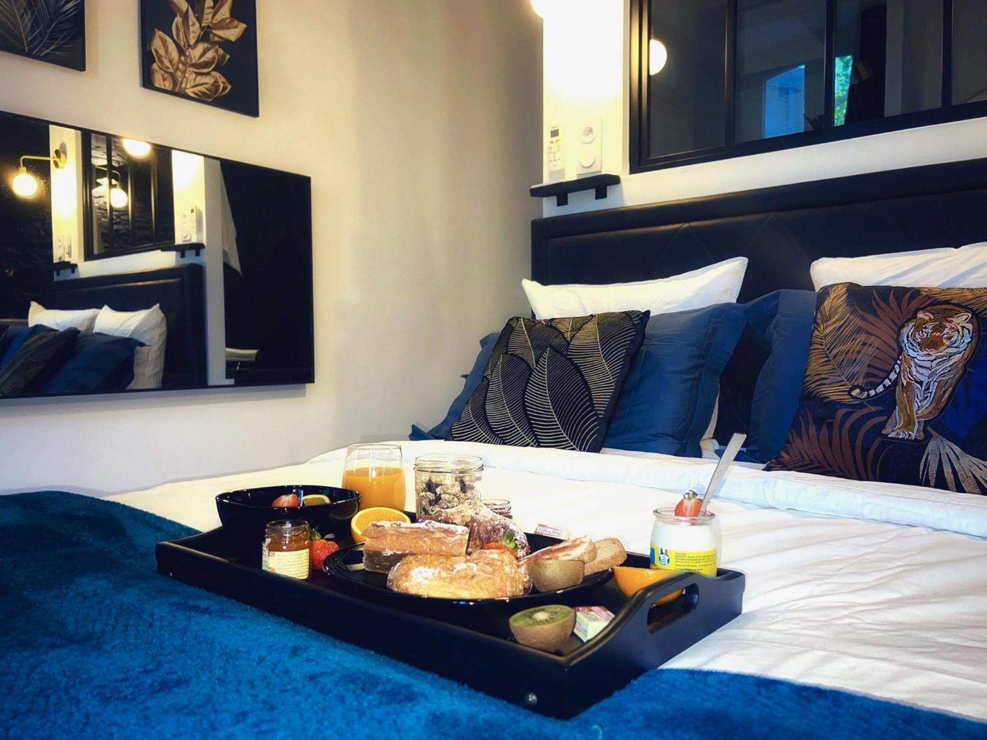 Sauvage-love Room****, Centre-historique